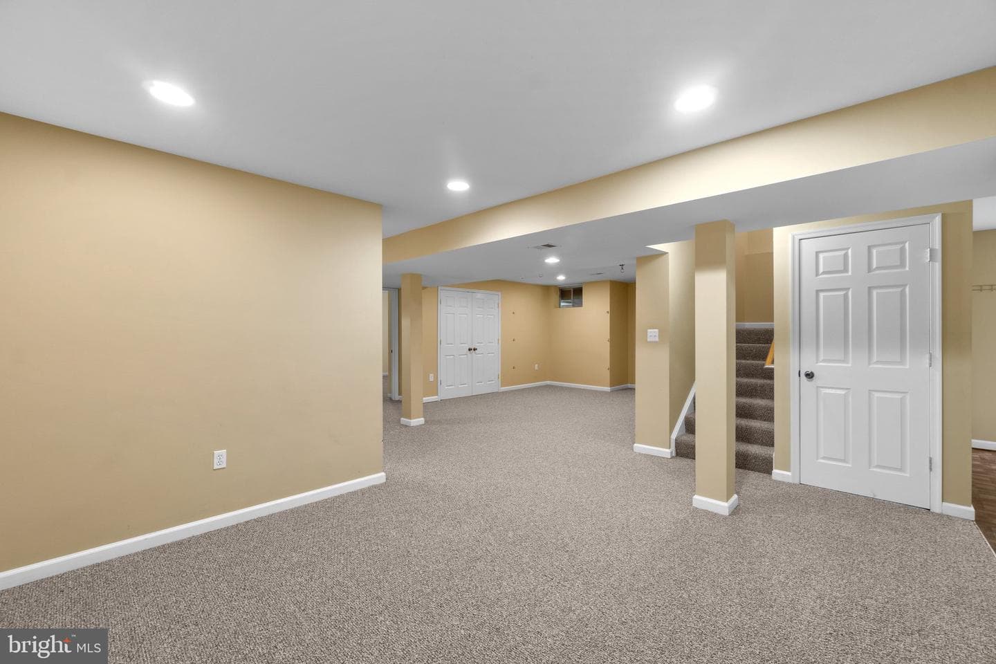 17538 Falls Place photo 48