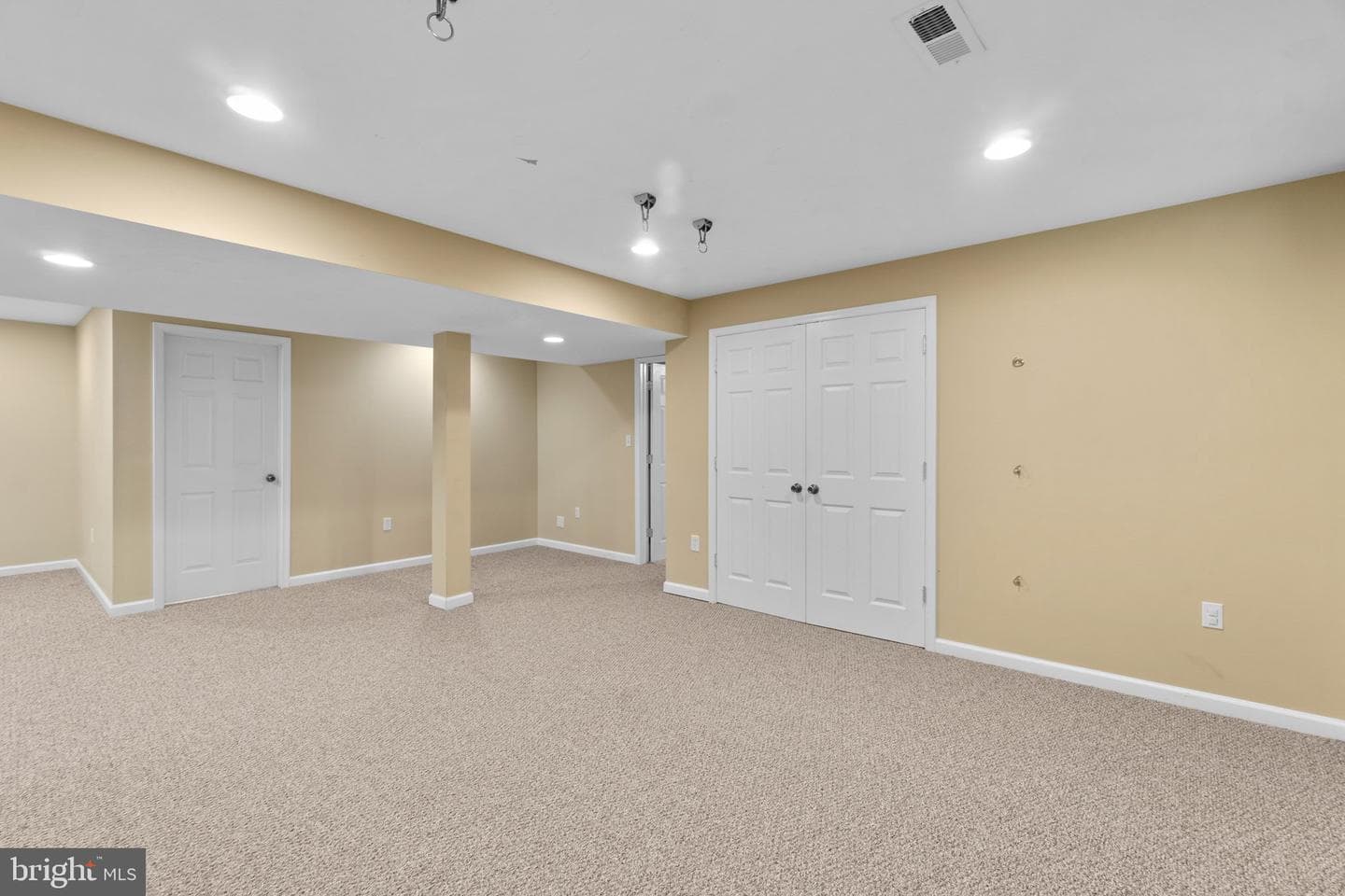 17538 Falls Place photo 51