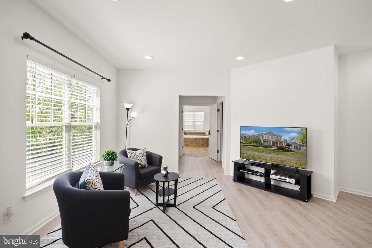 41125 Sheffield Forest Drive photo 13