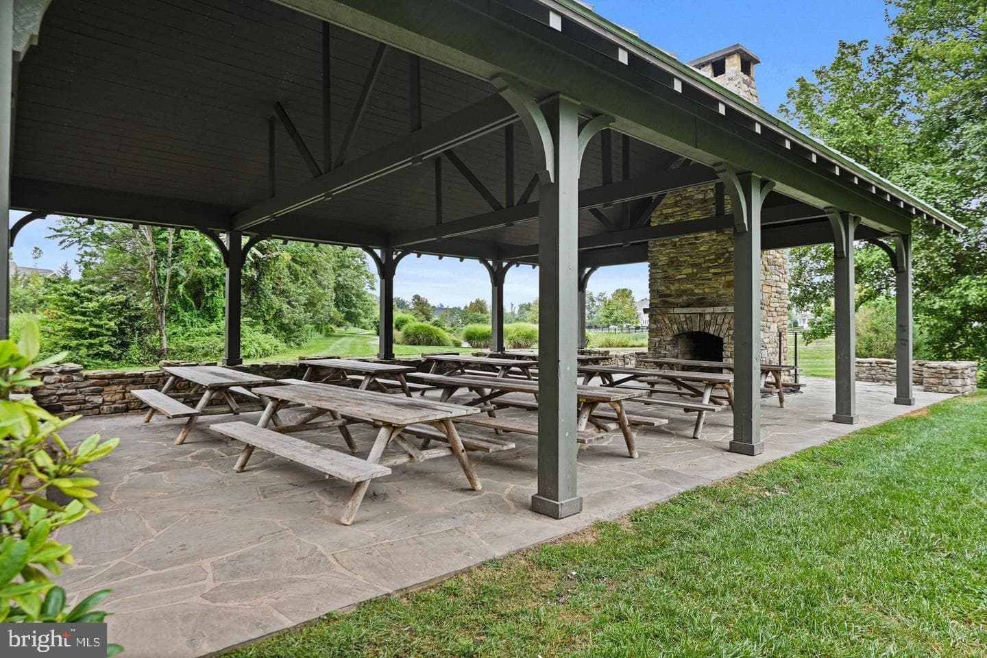 41125 Sheffield Forest Drive photo 64