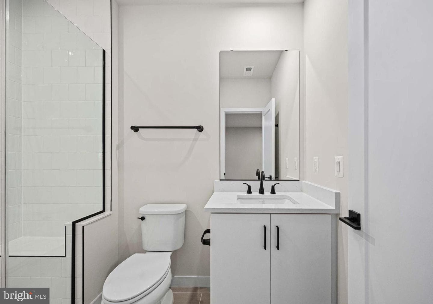 41709 Carefree Court photo 4