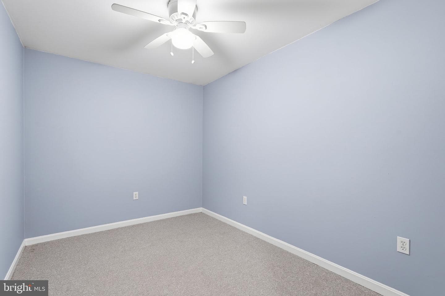 17241 Pickwick Drive photo 32