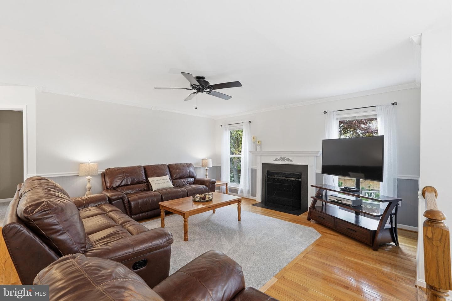 17241 Pickwick Drive photo 9