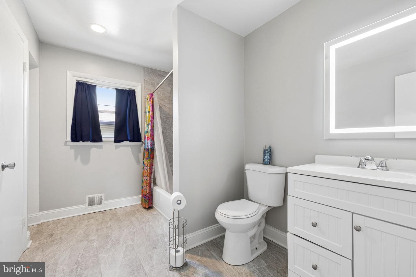 102 Sexton Court photo 24