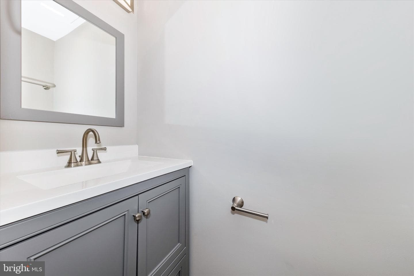 106 Charing Court photo 15