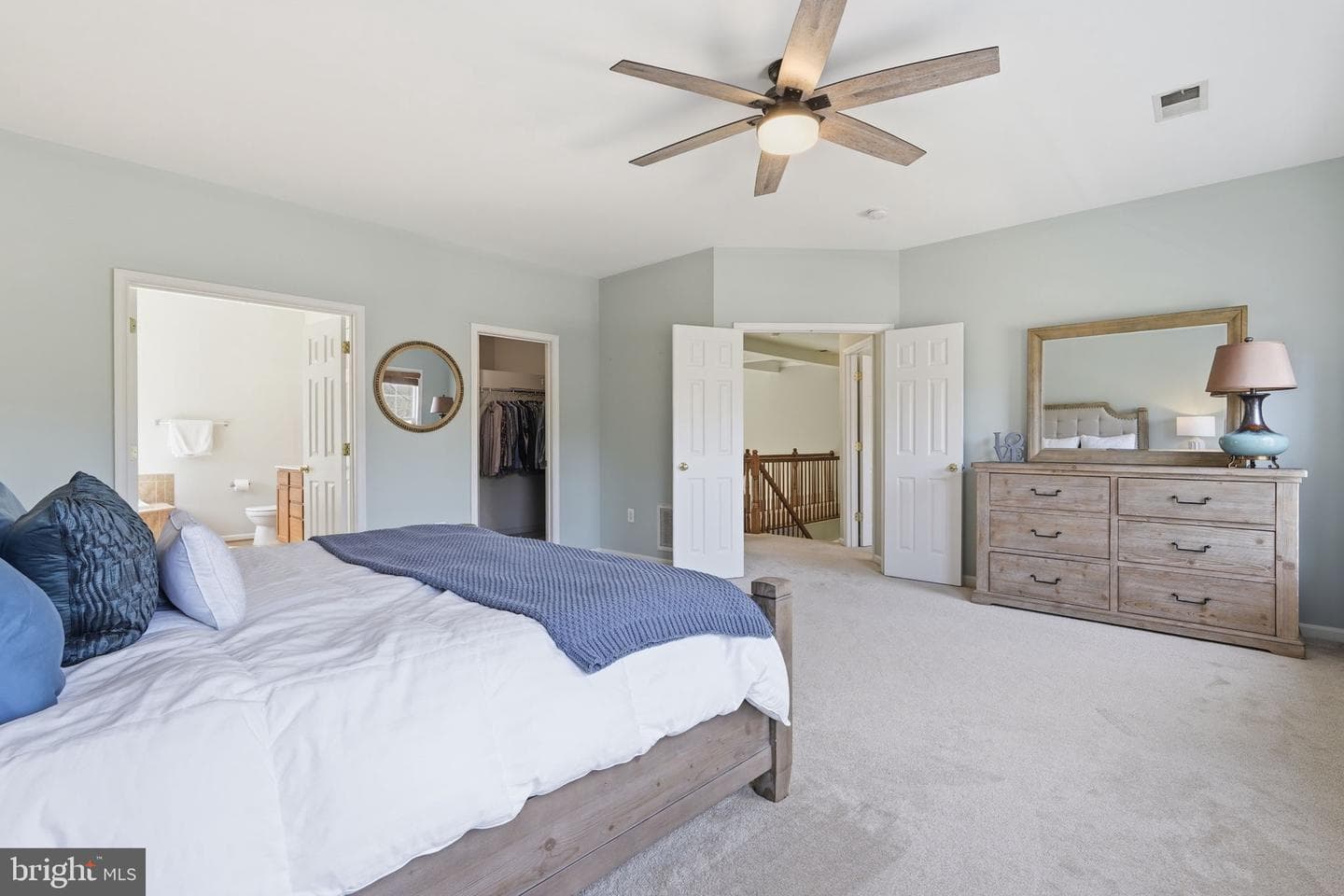 508 E Antietam Court photo 24
