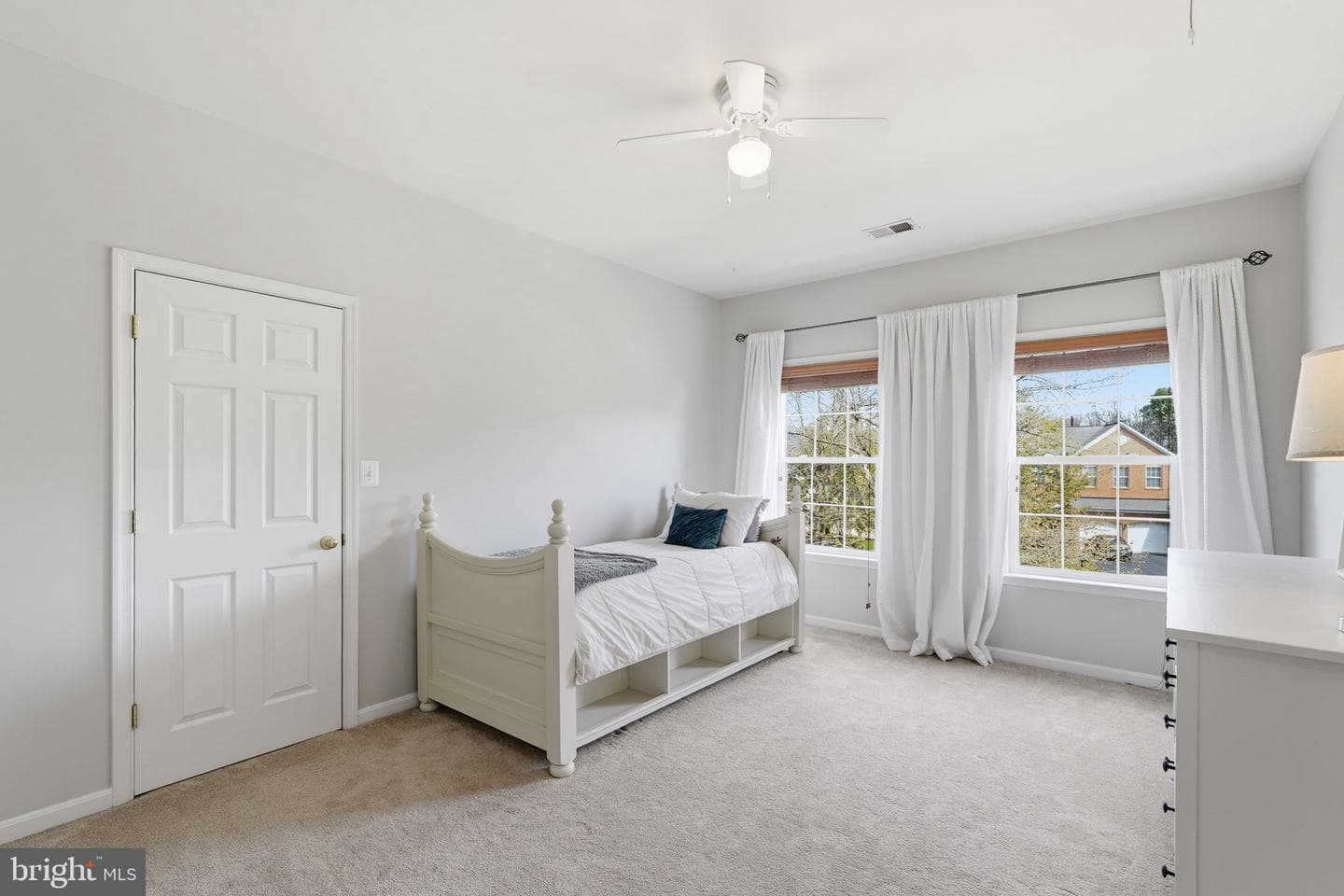 508 E Antietam Court photo 31