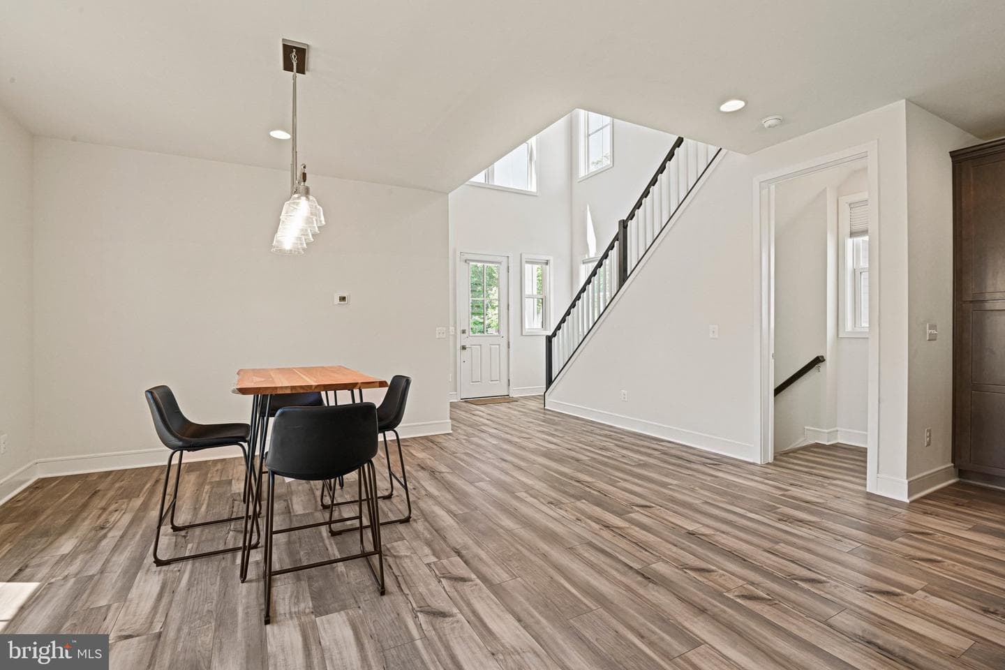 23099 Glenwood Heights Circle photo 29