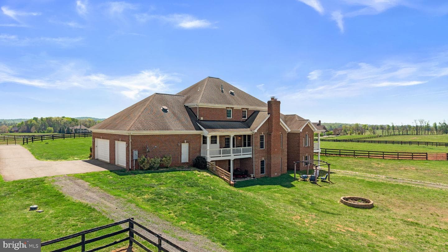 15145 Lees Crossing Ln photo 5