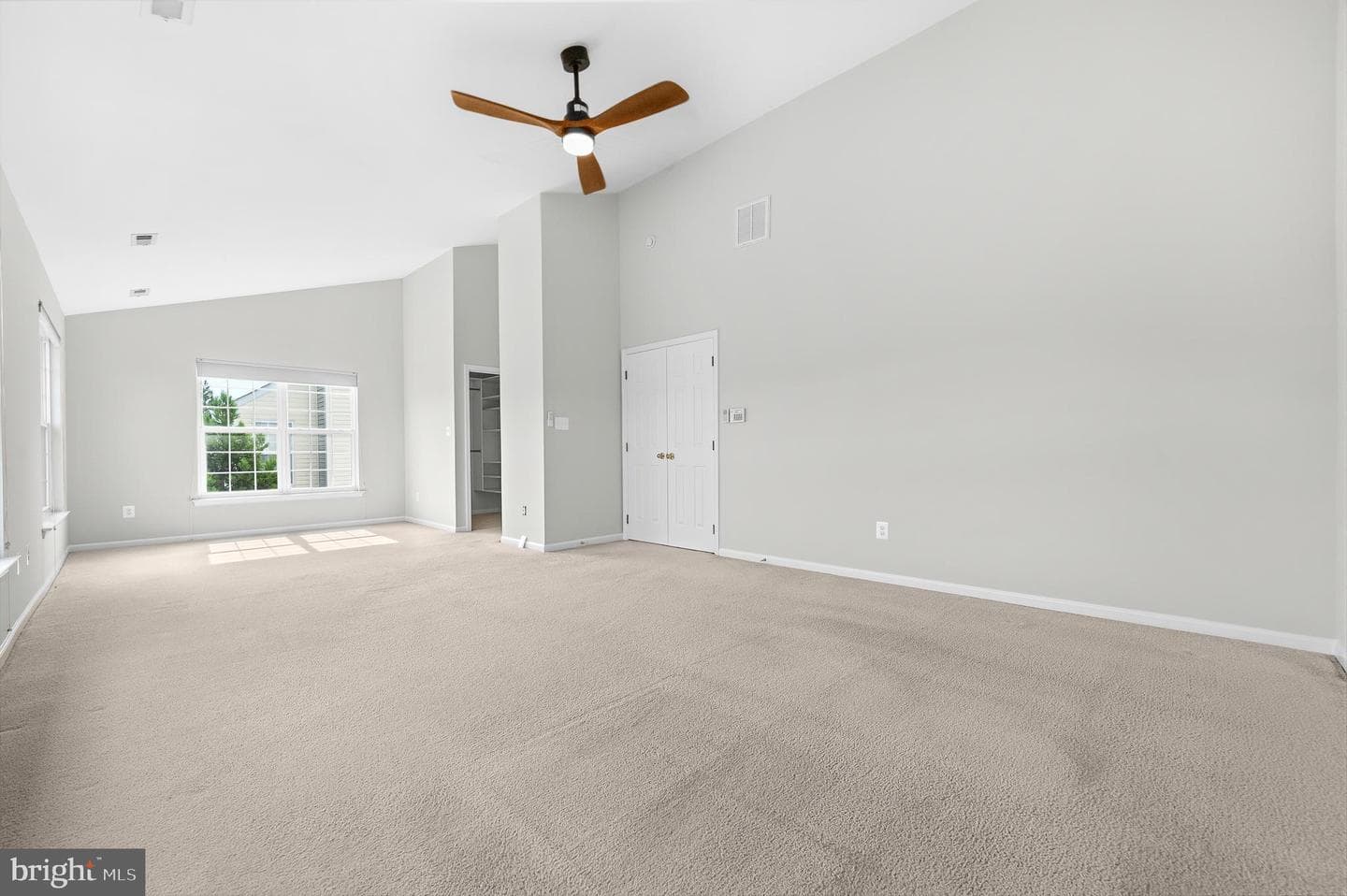 862 Macalister Drive SE photo 34
