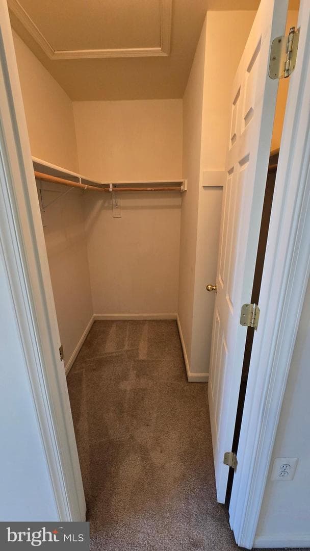643 Mcleary Square SE photo 21