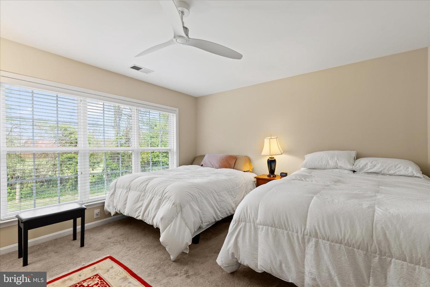 102 Delaware Avenue photo 32