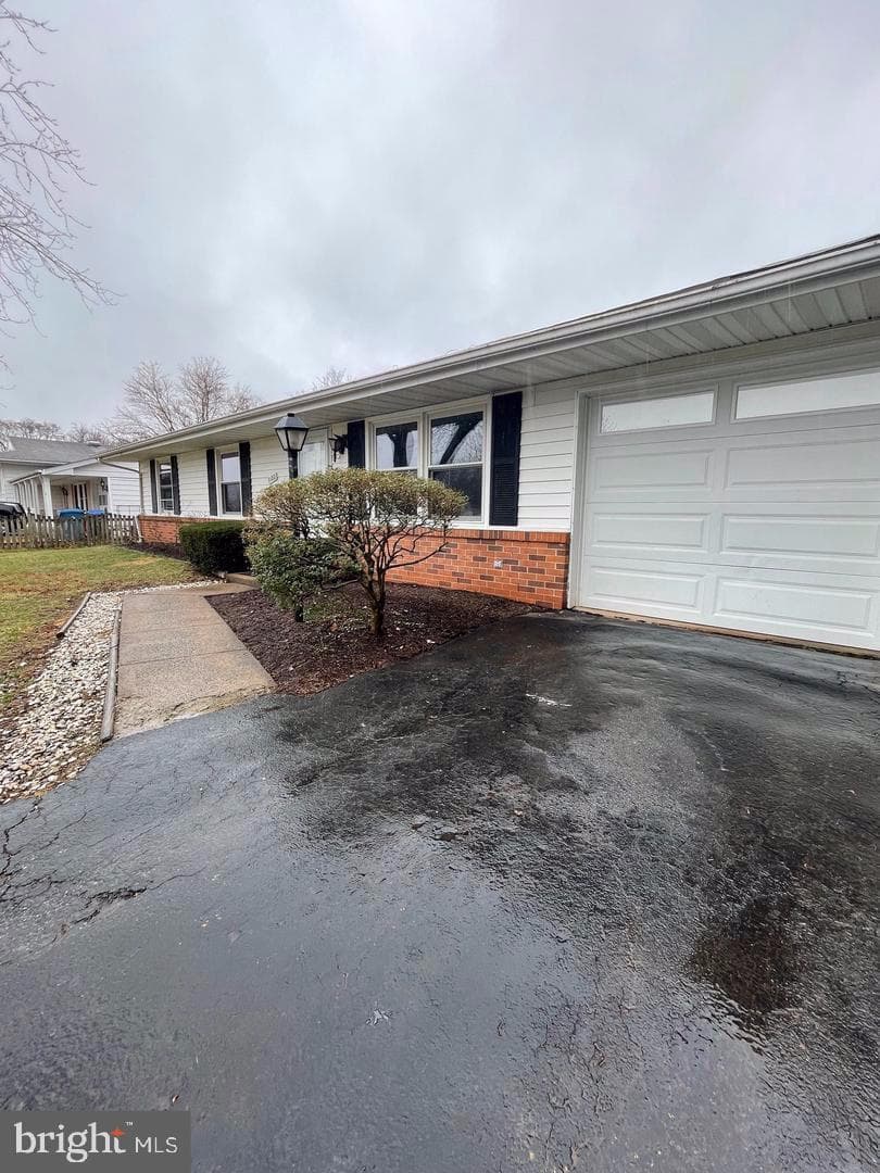 1100 N Sterling Boulevard photo 3