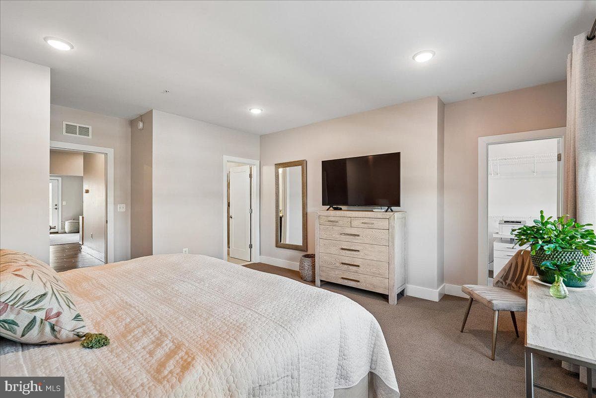 44784 Tiverton Square photo 15