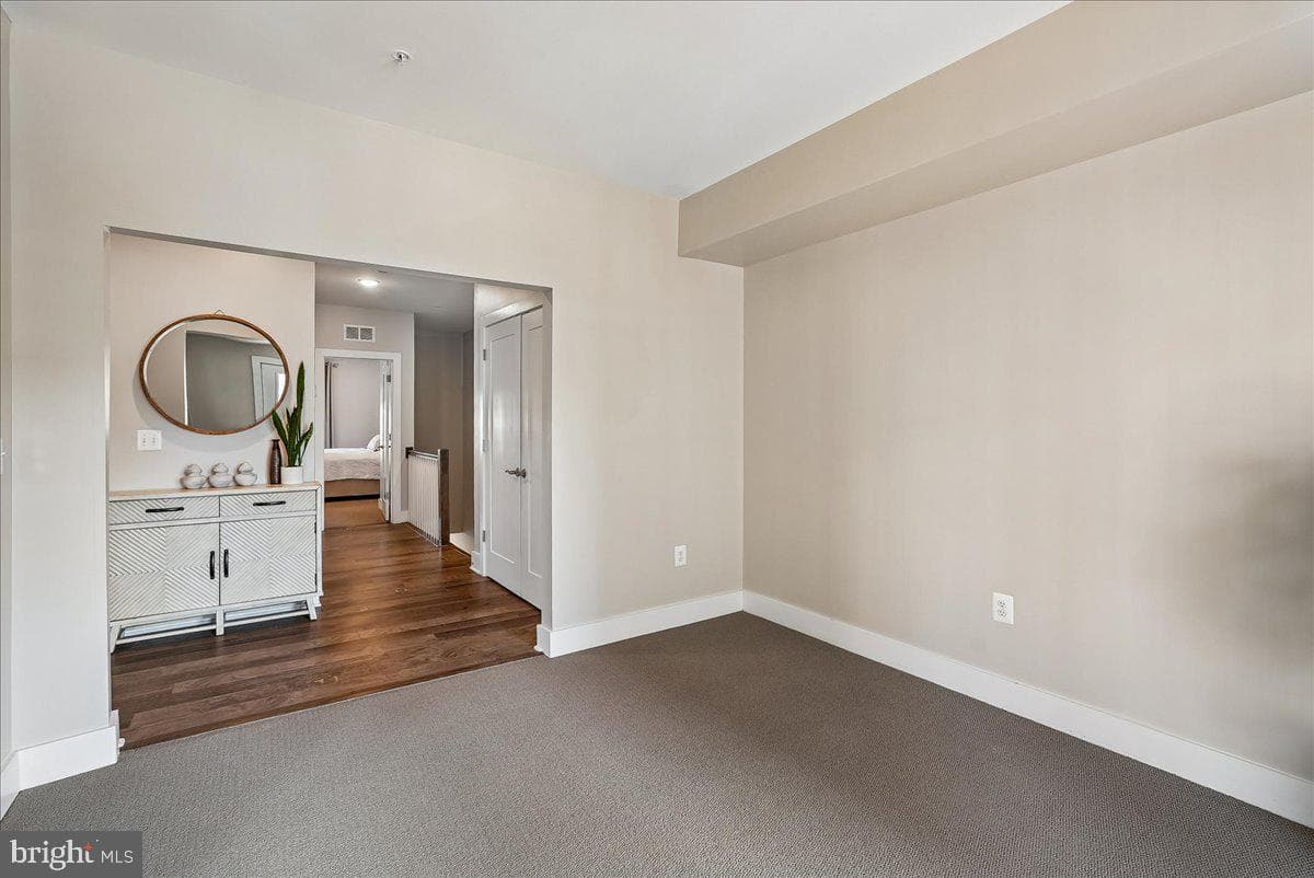 44784 Tiverton Square photo 27
