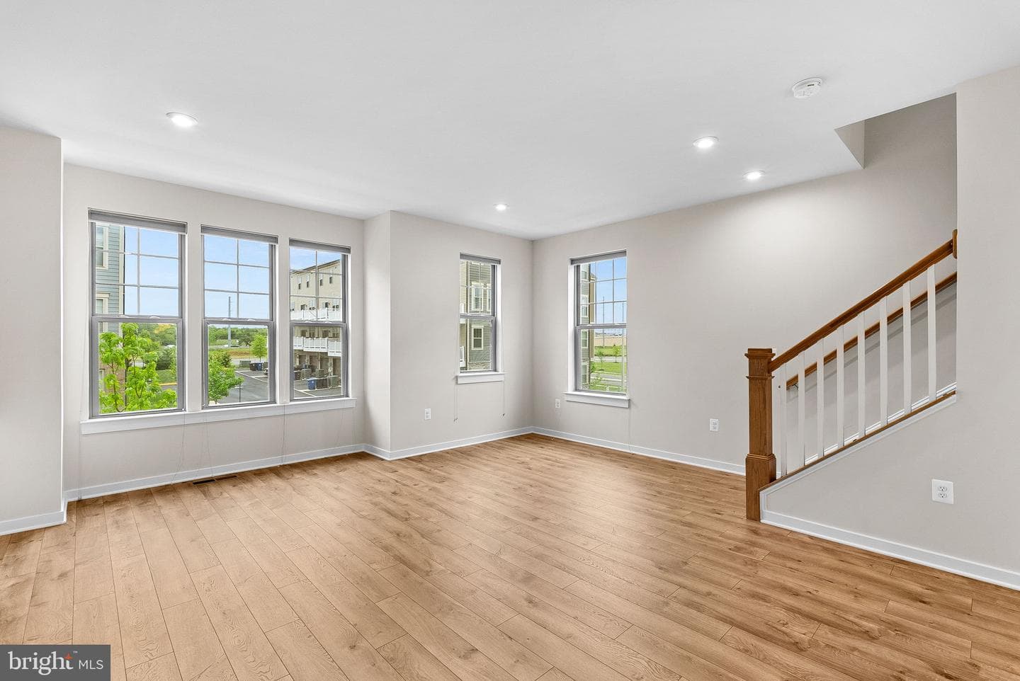 1145 Madeira Terrace SE photo 27