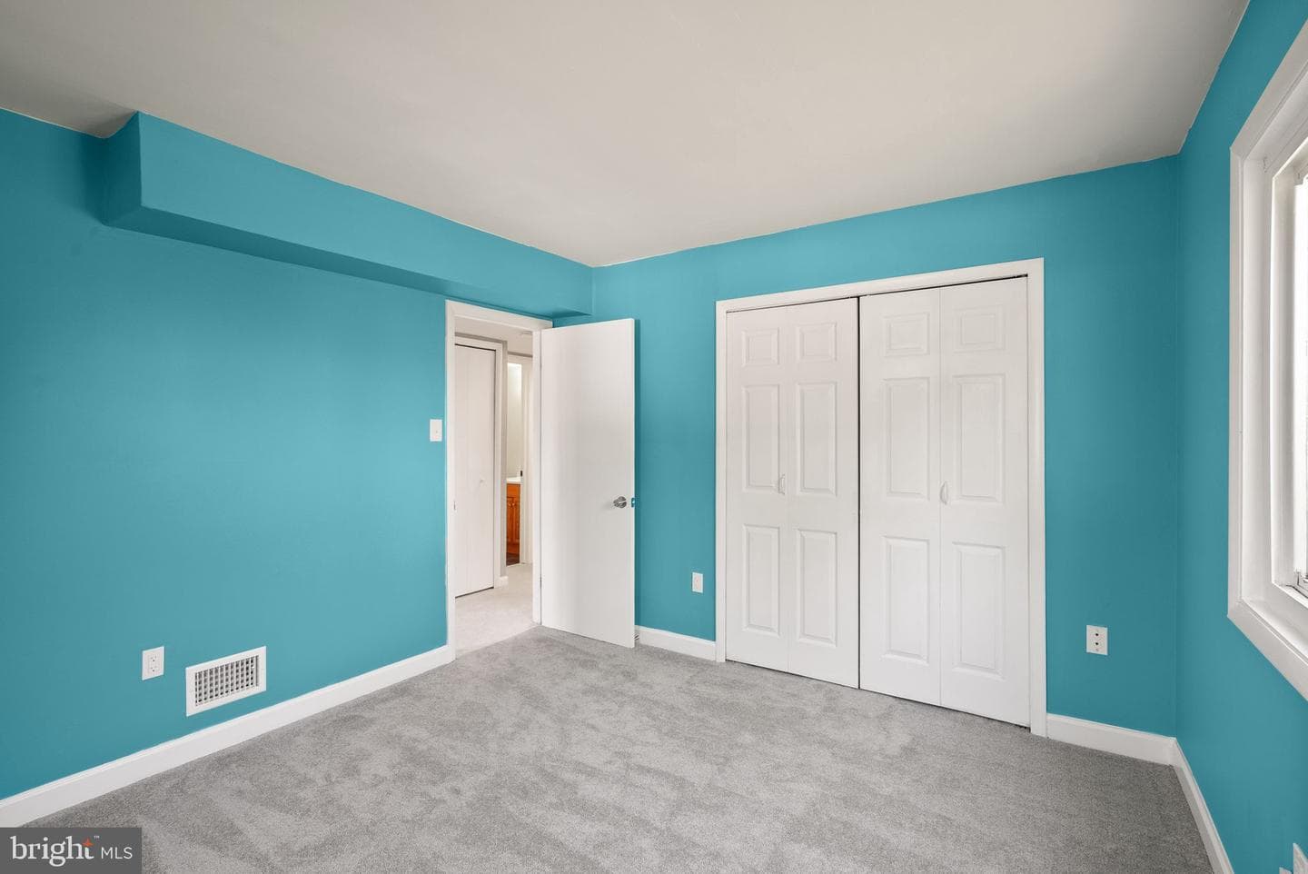 142 N Cottage Road photo 17