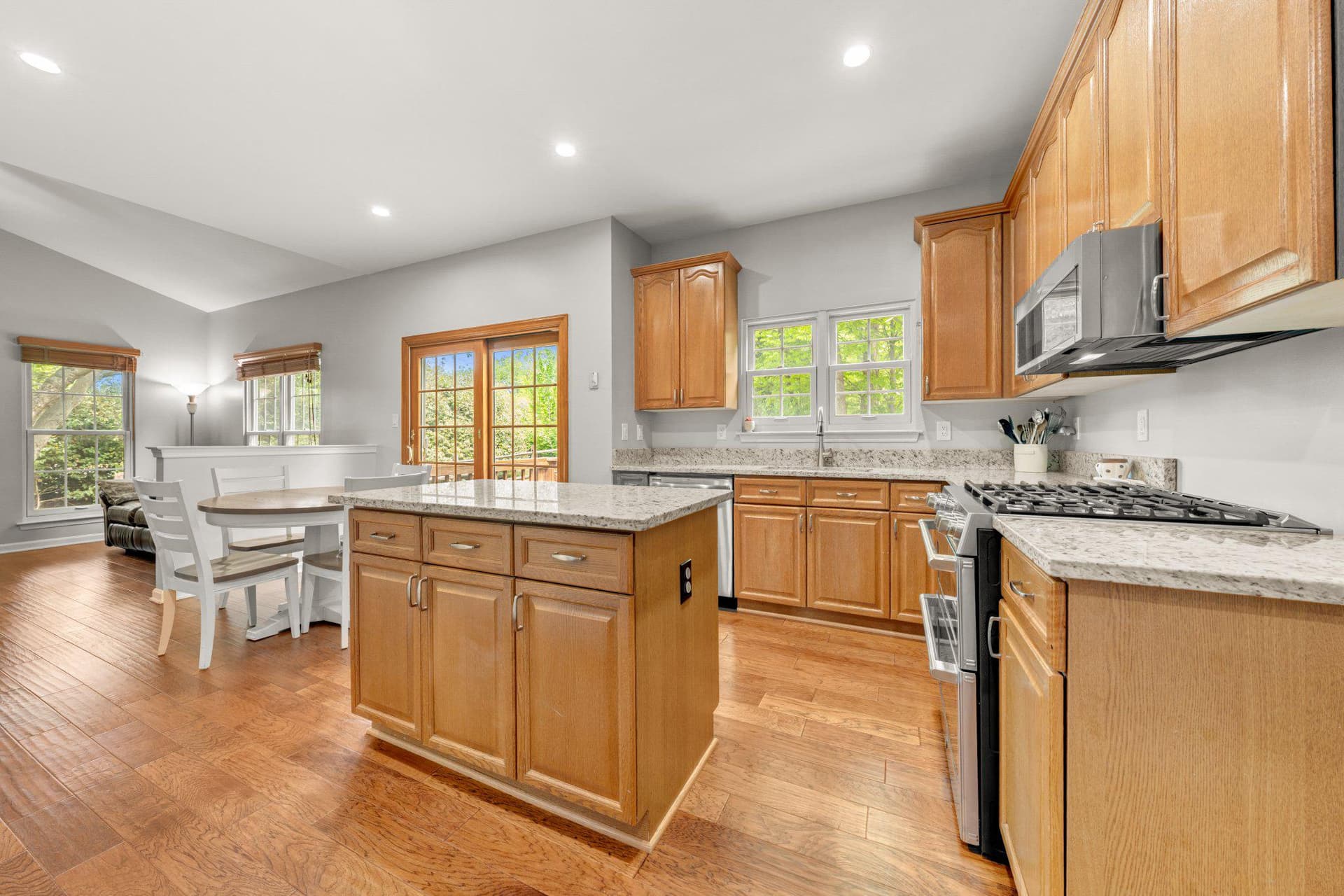 20600 Parkside Circle photo 21