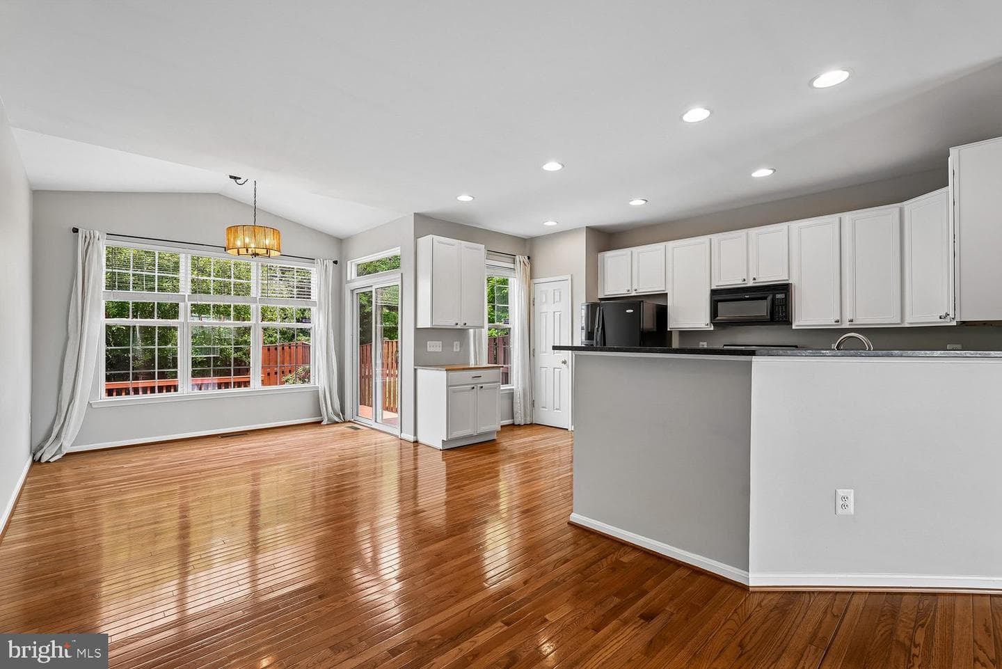 503 Planters Terrace NE photo 15