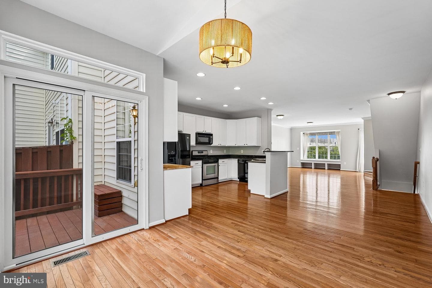 503 Planters Terrace NE photo 16