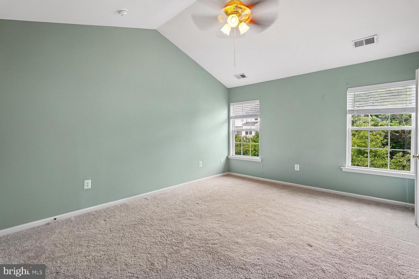 503 Planters Terrace NE photo 24