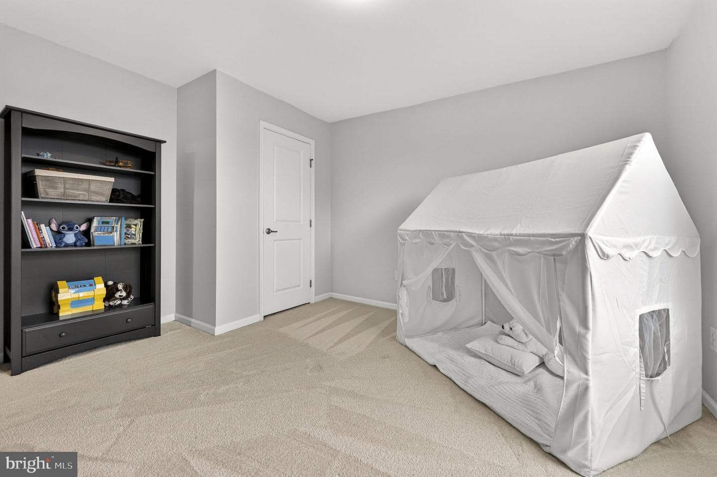 24 Eisentown Drive photo 42