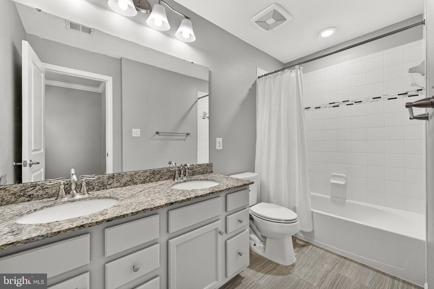24 Eisentown Drive photo 43