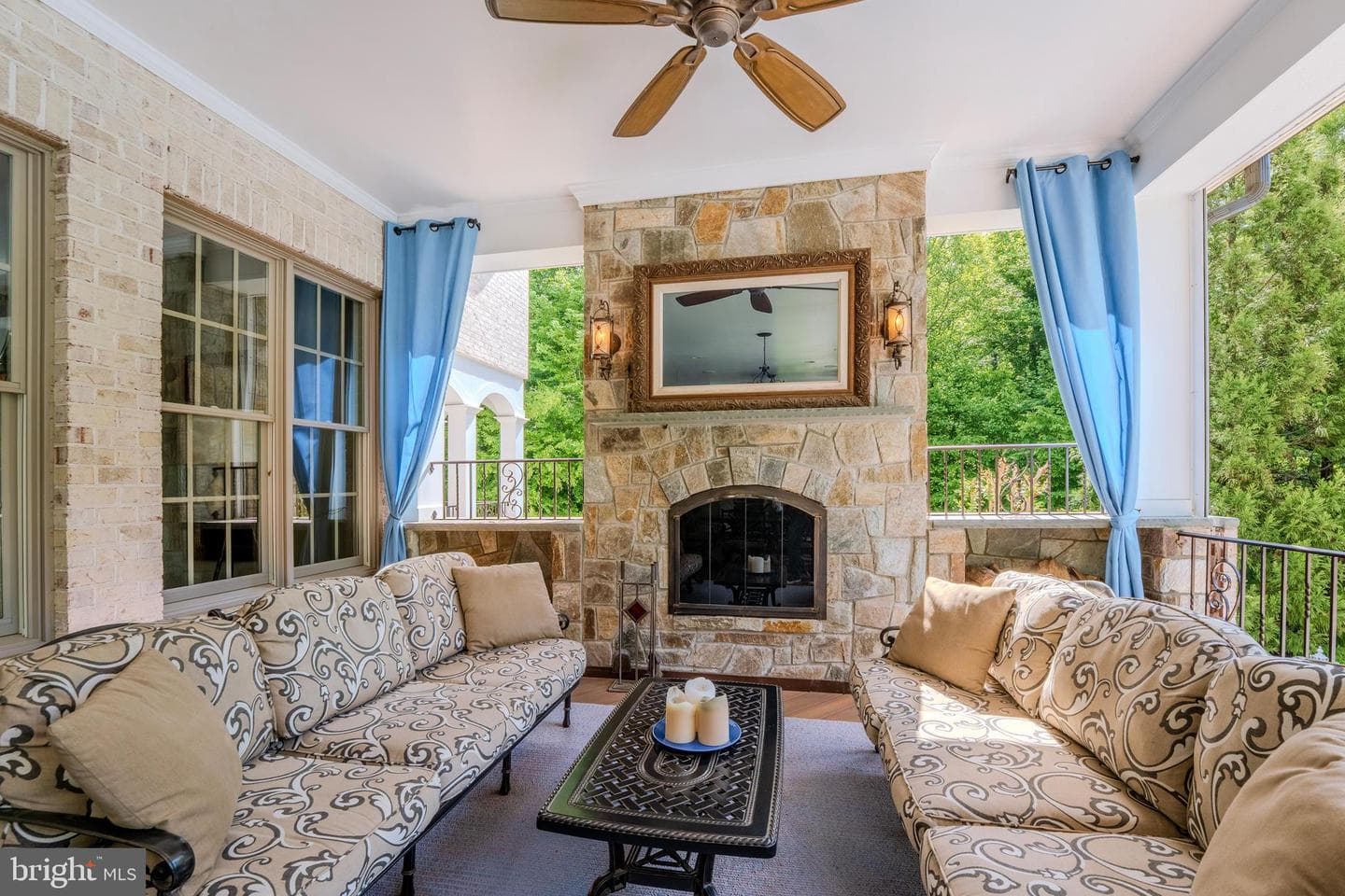 40935 Grenata Preserve Place photo 10