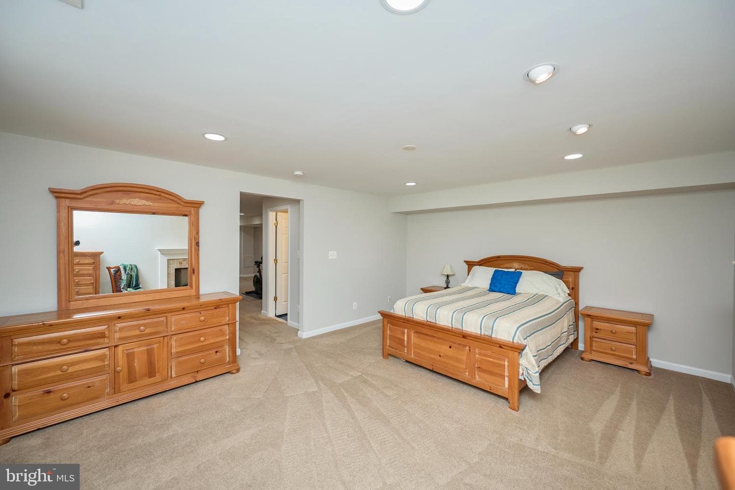 1706 Revere Court NE photo 42