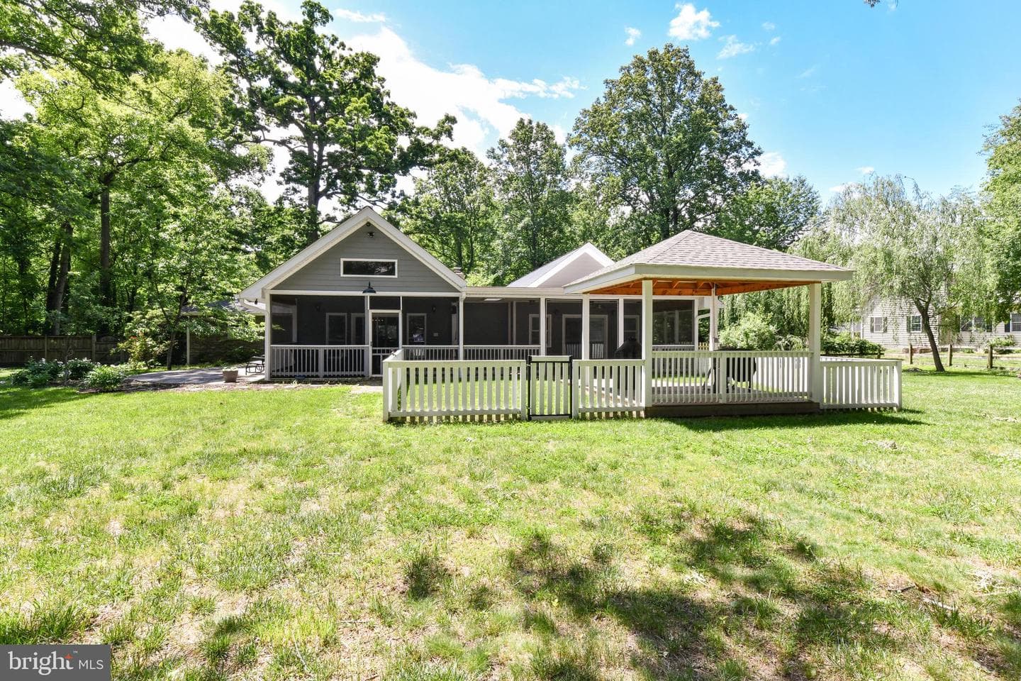 14 Oak Lane photo 38