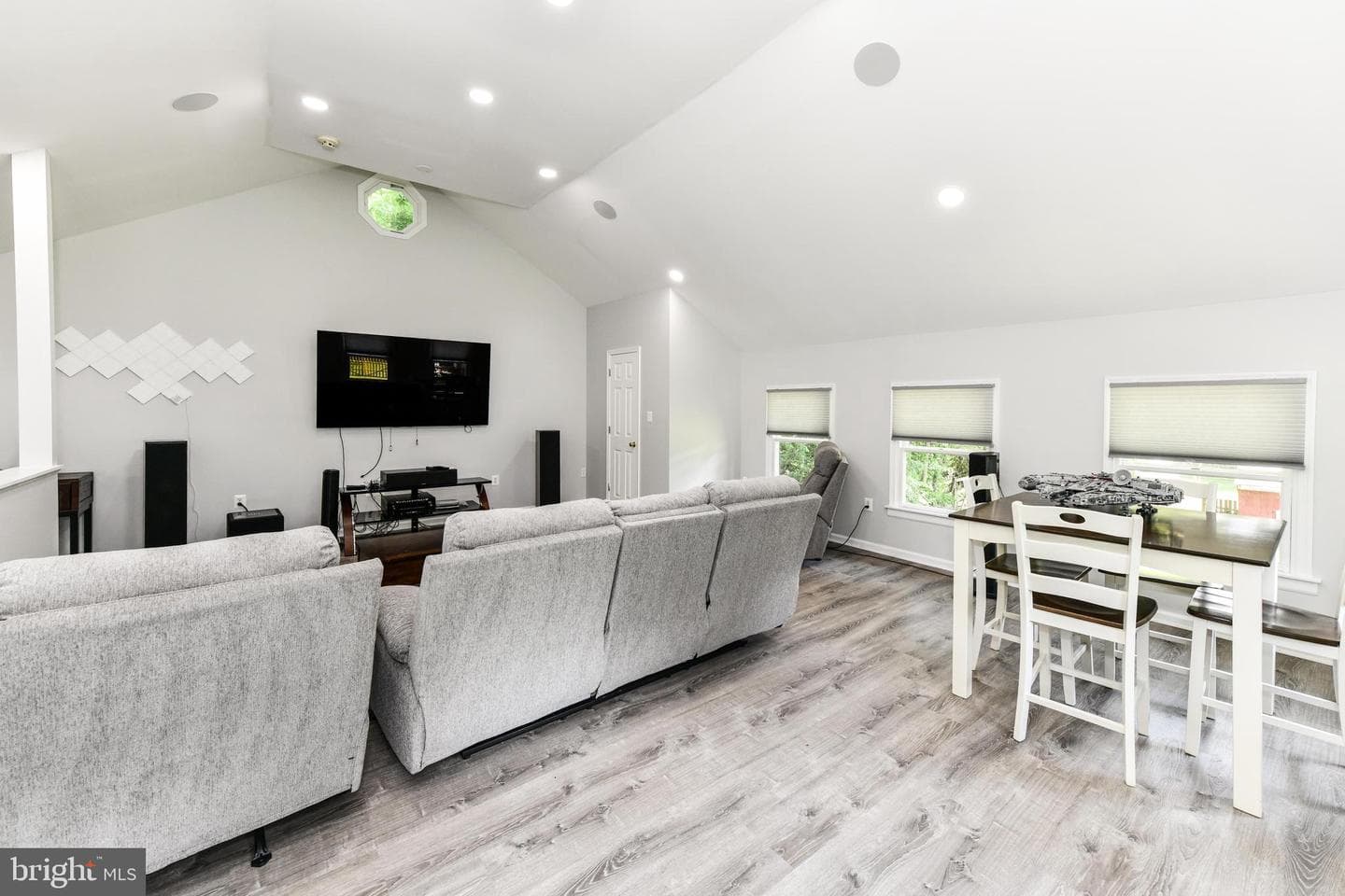 14 Oak Lane photo 49