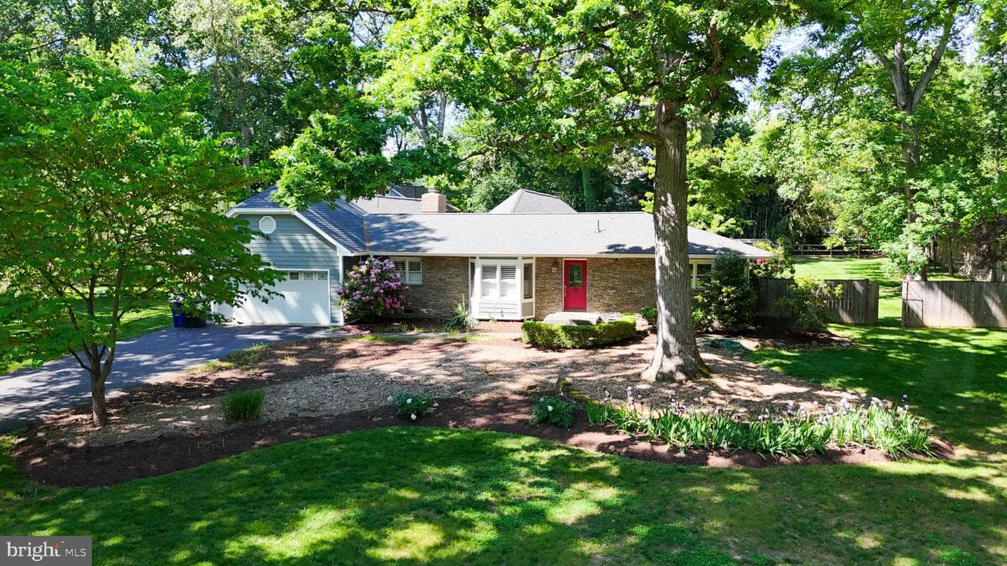 14 Oak Lane photo 75