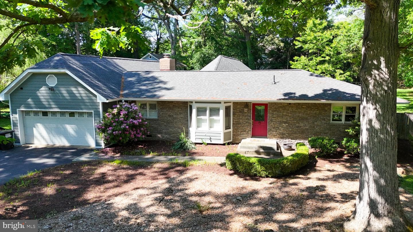 14 Oak Lane photo 76