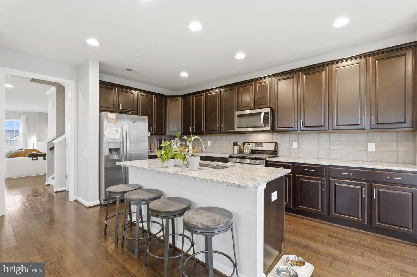 20718 Erskine Terrace photo 13