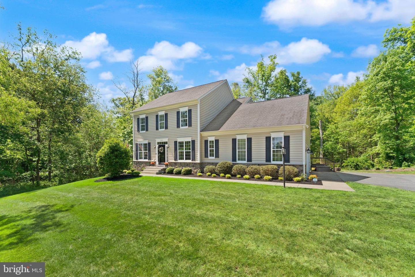 18113 Linden Grove Court photo 3