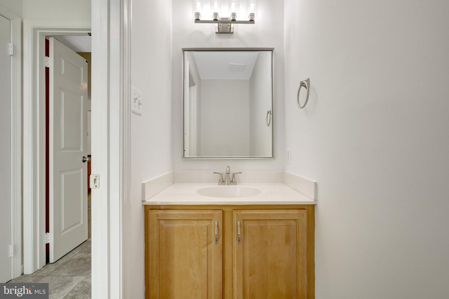 43501 Golden Meadow Circle photo 31