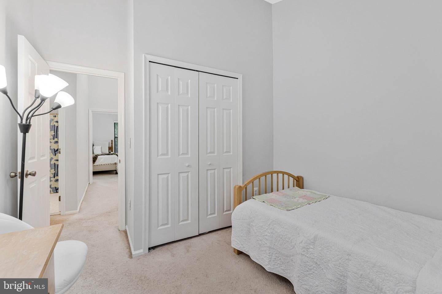 265 Chelmsford Court photo 24