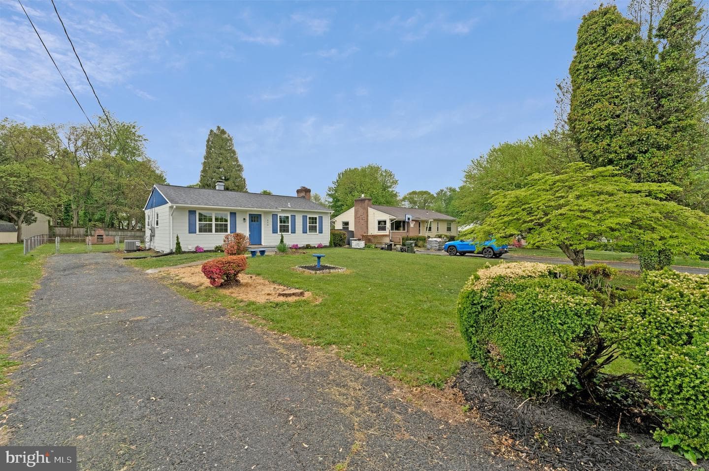 450 E E Street photo 3