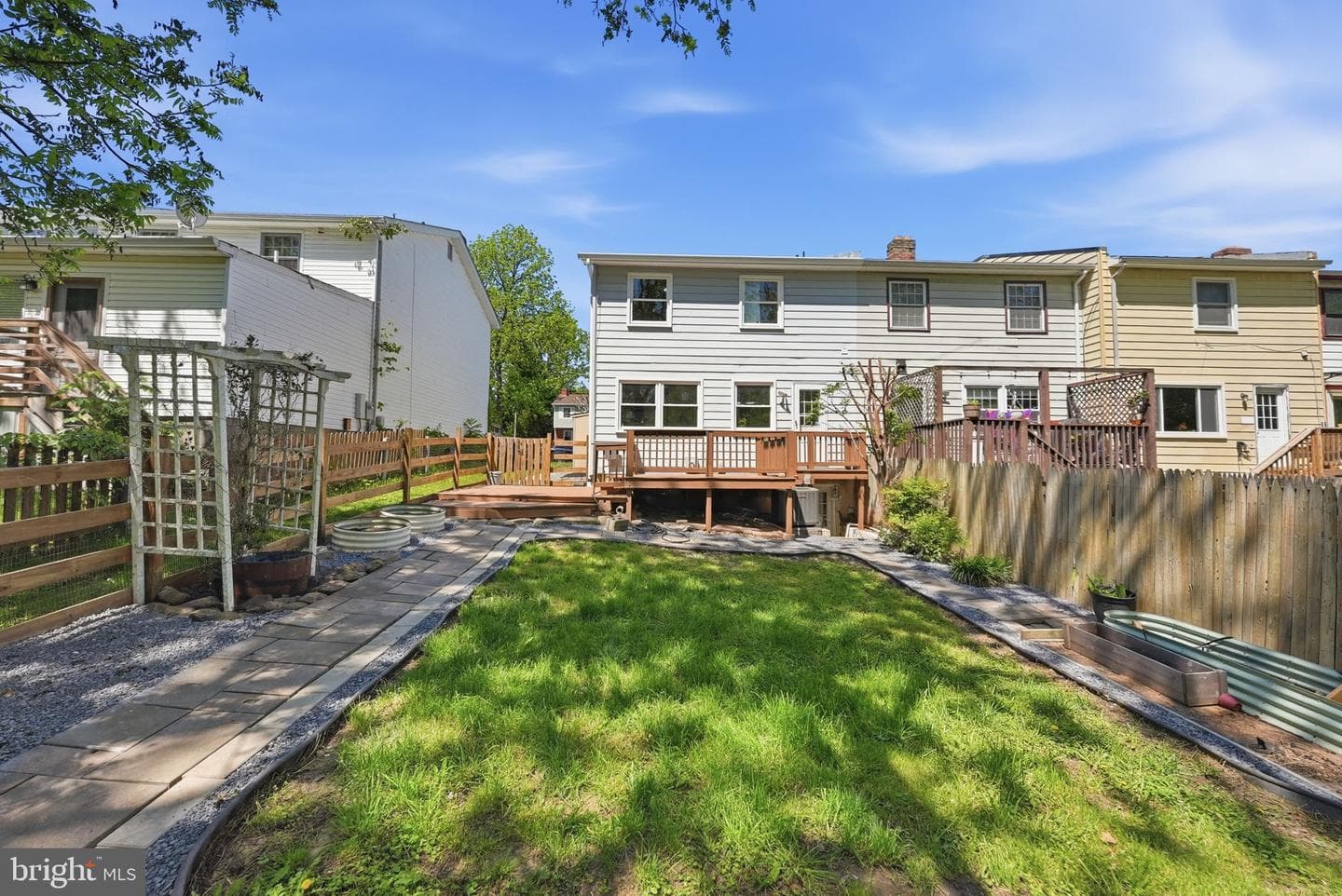 20 Sydnor Street photo 4