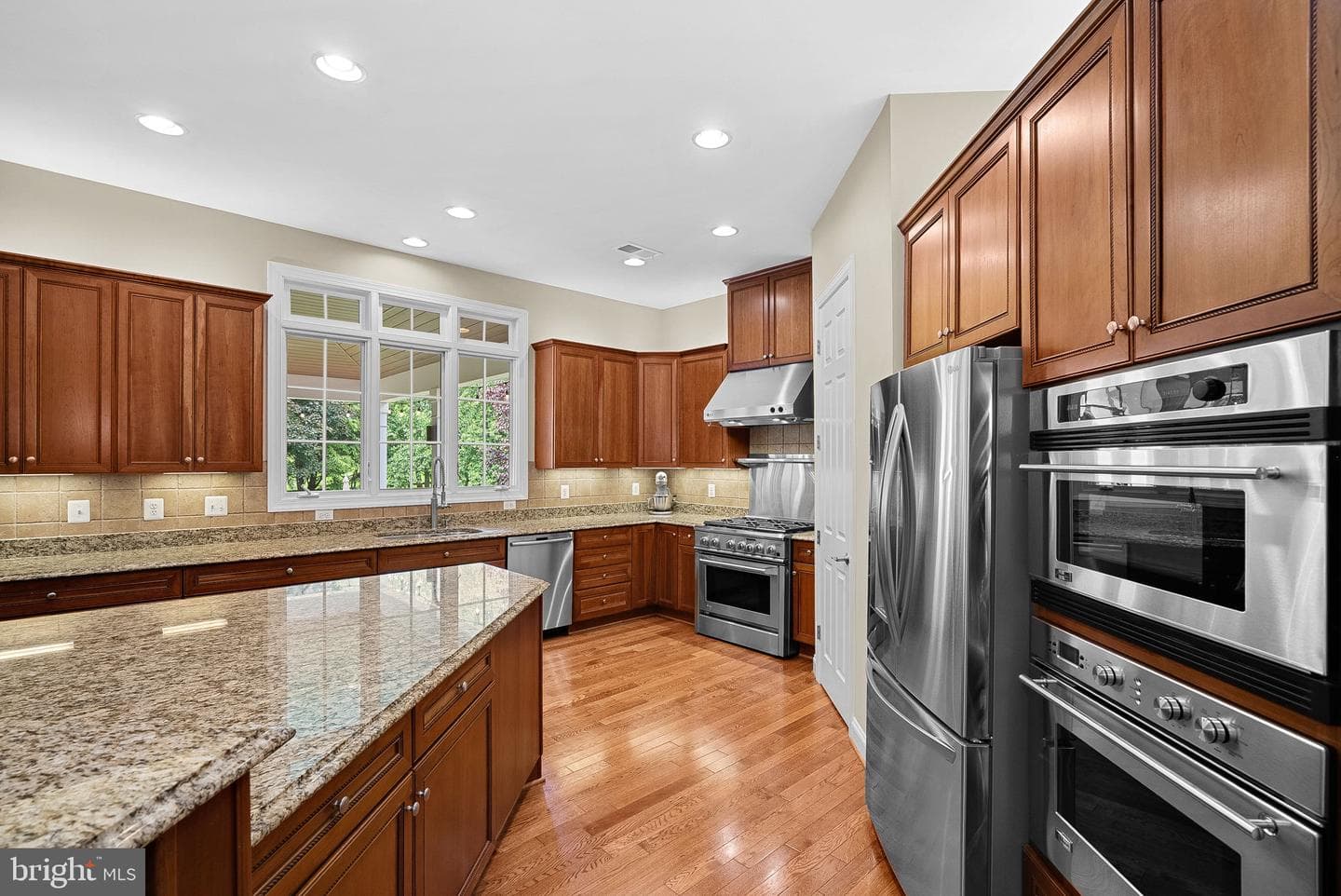 17219 Westfield Place photo 34