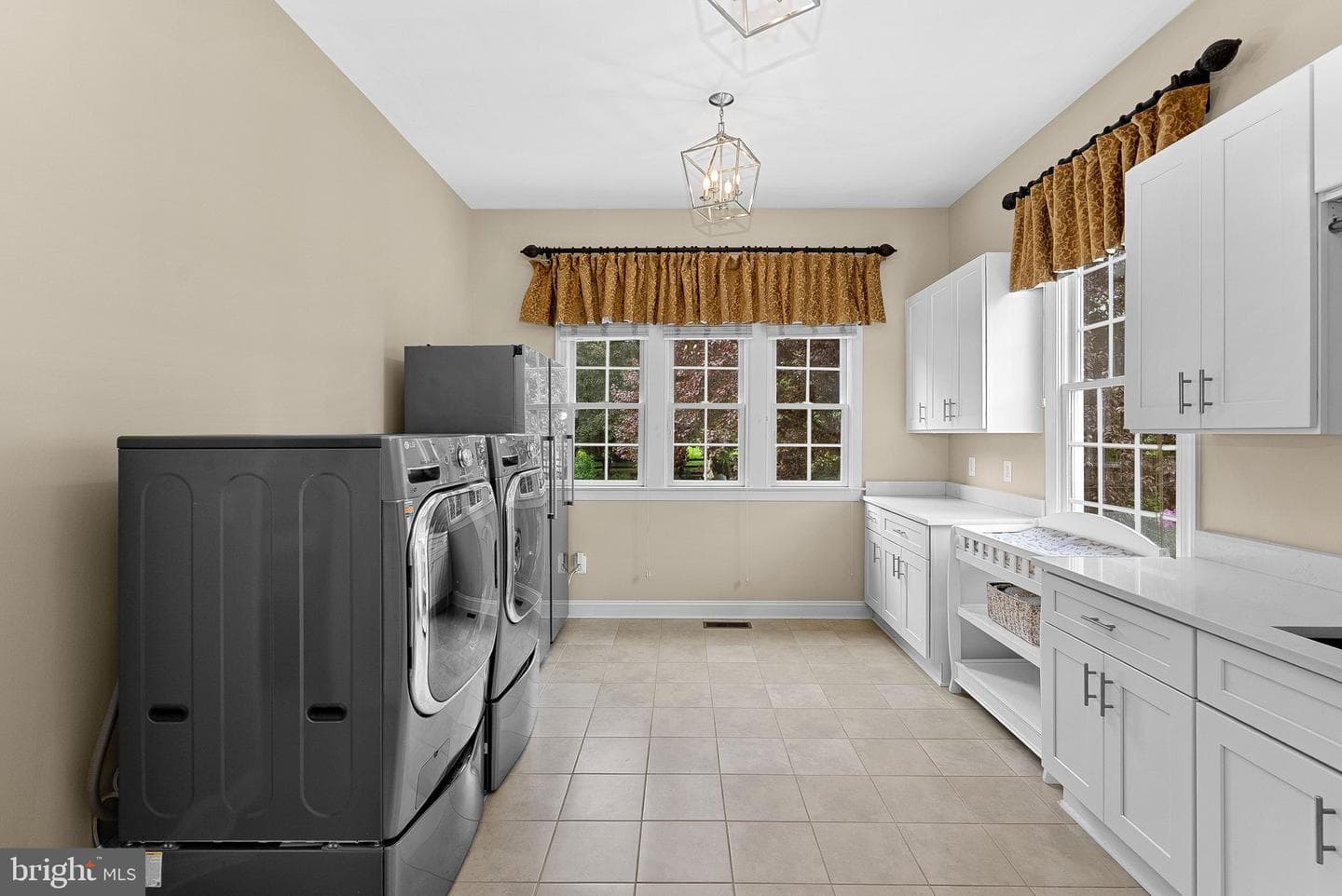 17219 Westfield Place photo 37