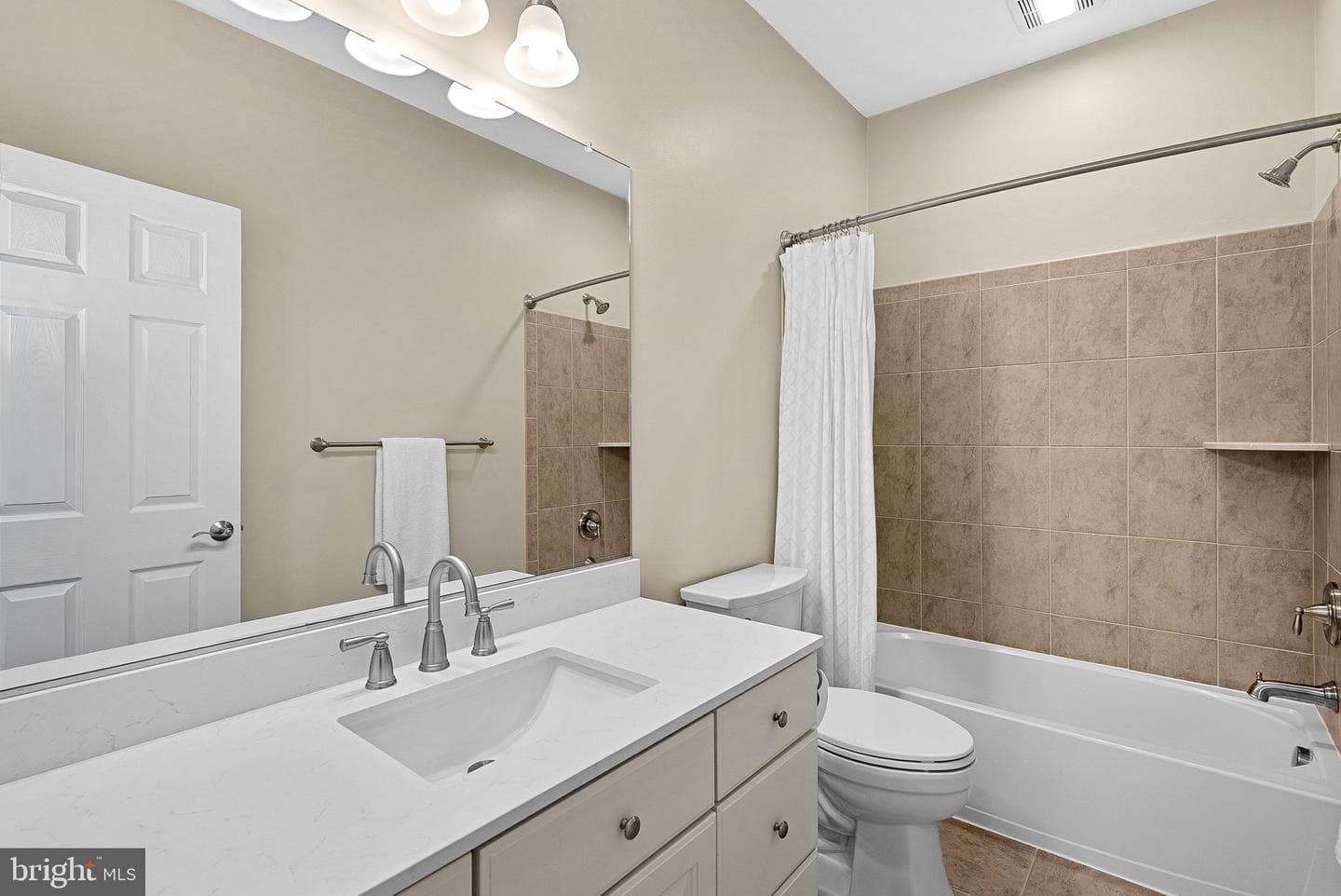 17219 Westfield Place photo 56
