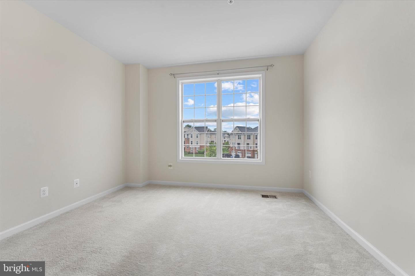 23265 Milltown Knoll Square #114 photo 23