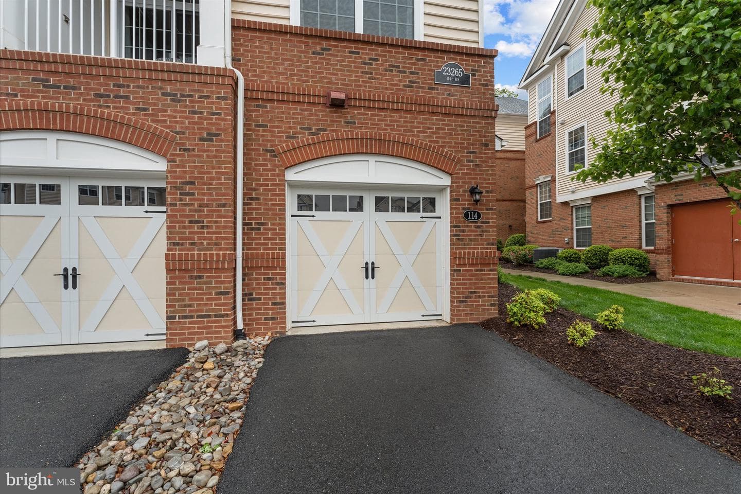 23265 Milltown Knoll Square #114 photo 3