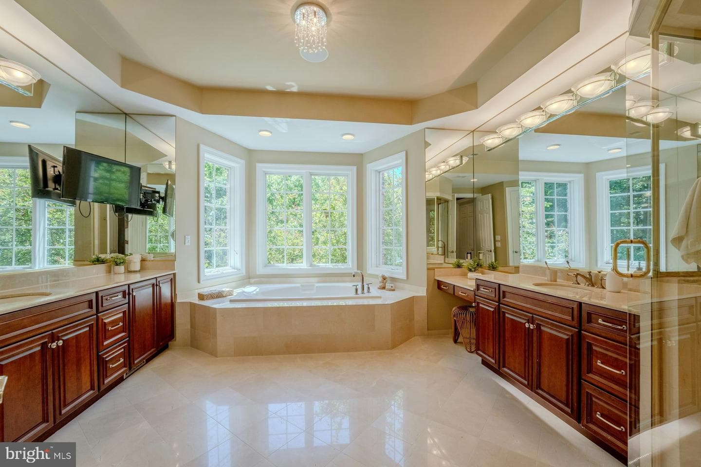 40321 Beacon Hill Drive photo 32