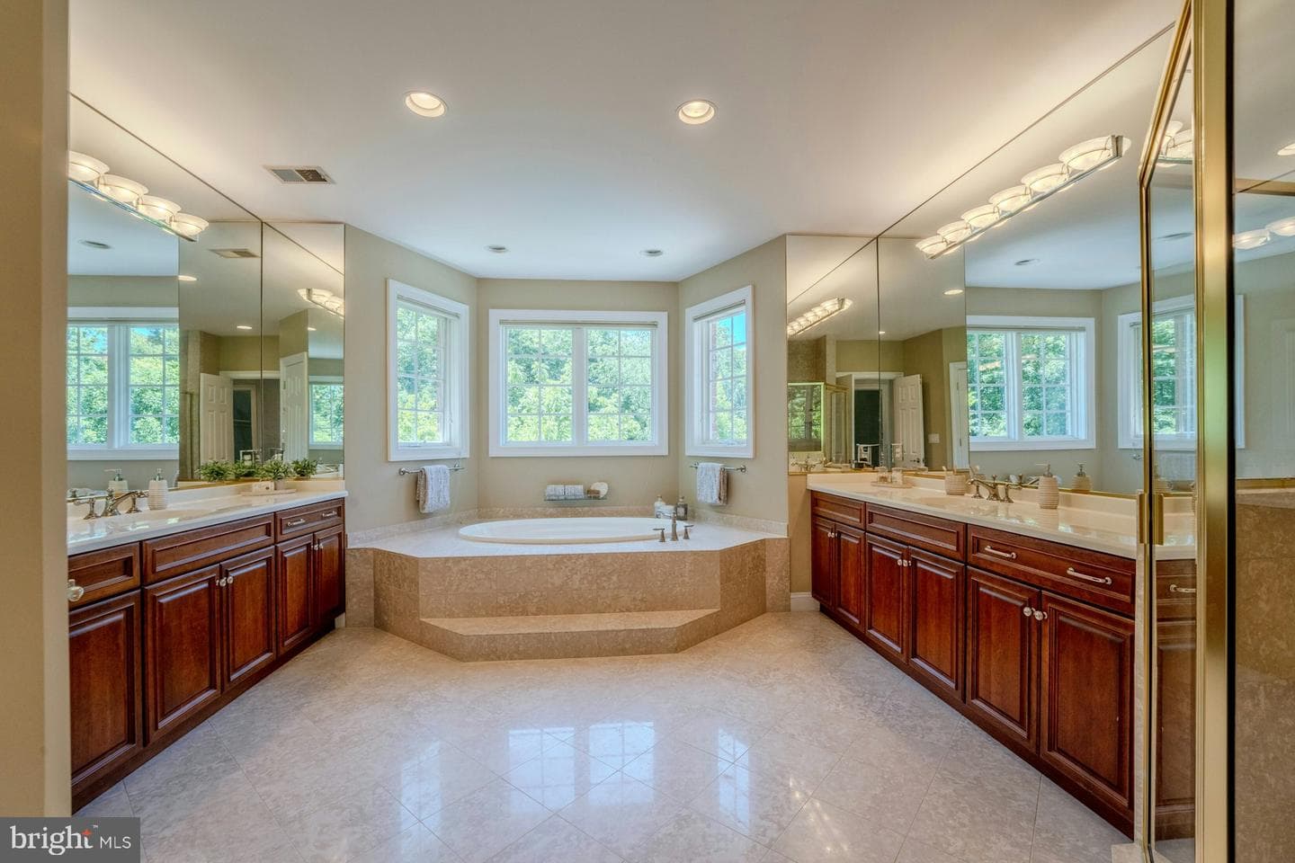 40321 Beacon Hill Drive photo 46