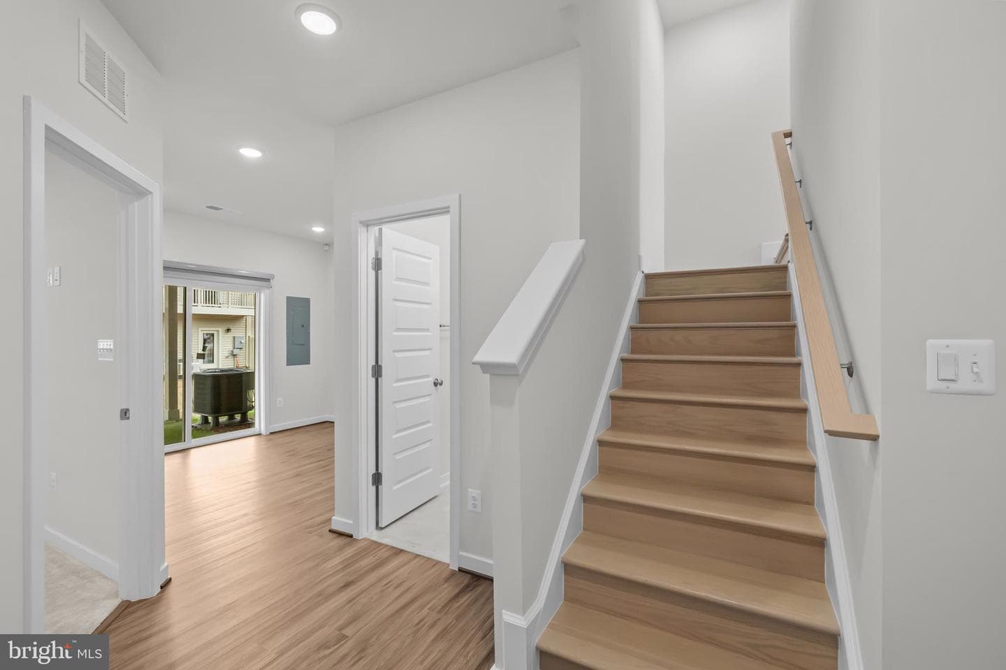 42116 Waltz Terrace photo 9