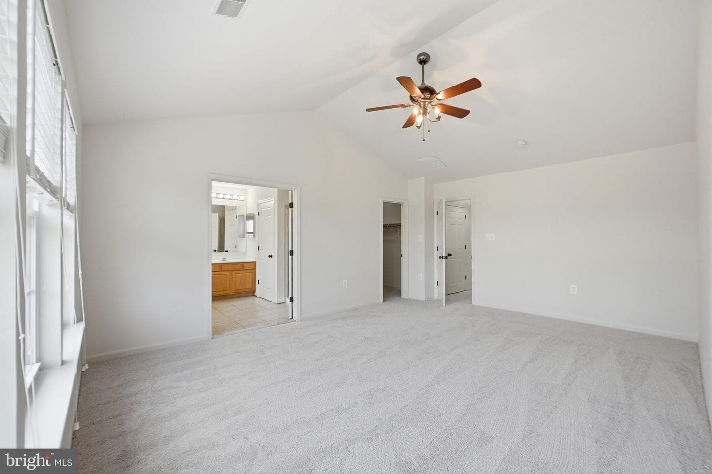 802 Ferndale Terrace NE photo 20