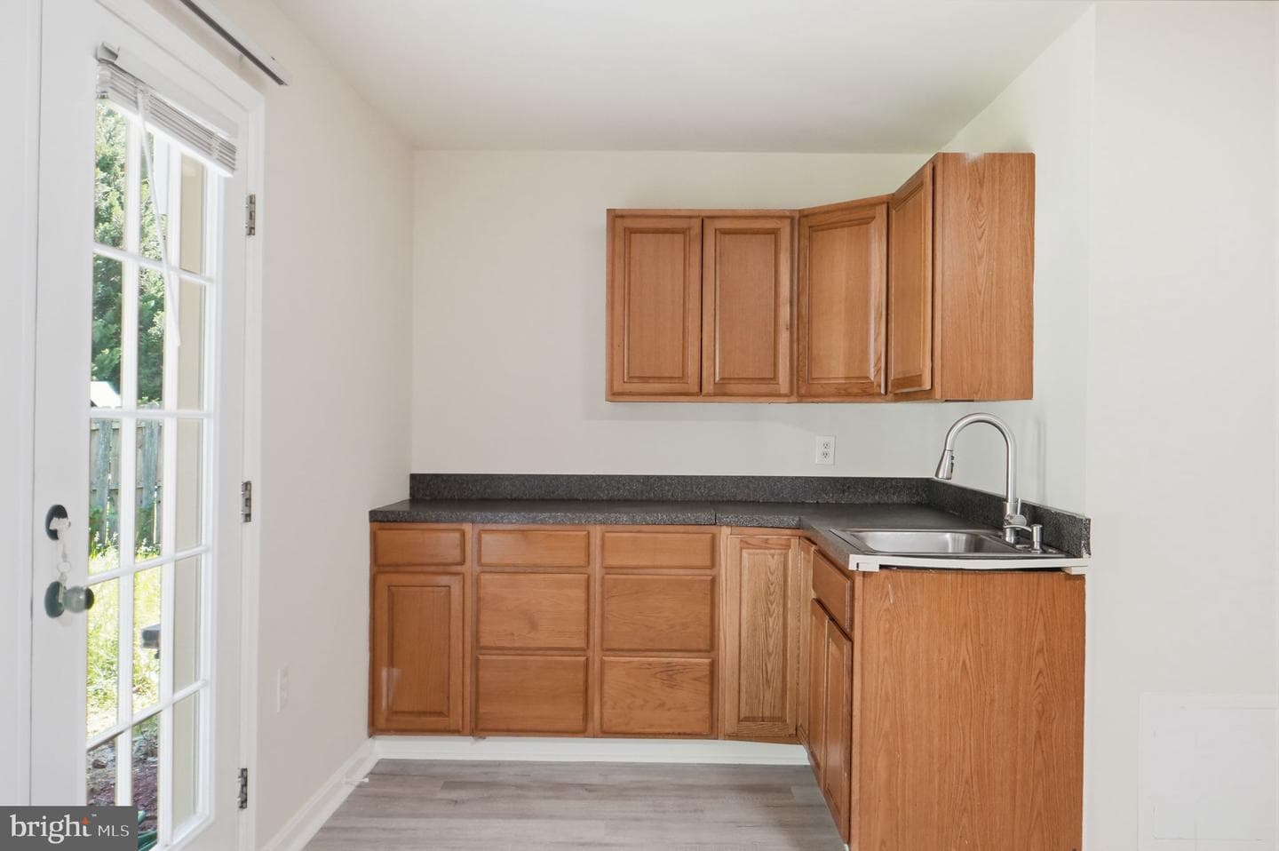 802 Ferndale Terrace NE photo 33