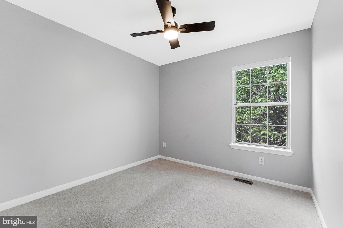21676 Calamary Circle photo 21